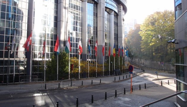 Європарламент дозволив фінансувати оборонні випробування в Україні