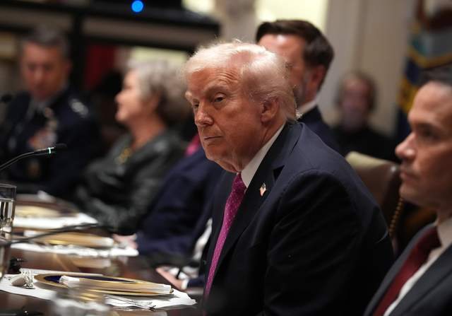 Трамп заявив, що США ще не ухвалили рішення про ліцензію на виробництво ракет Patriot для України