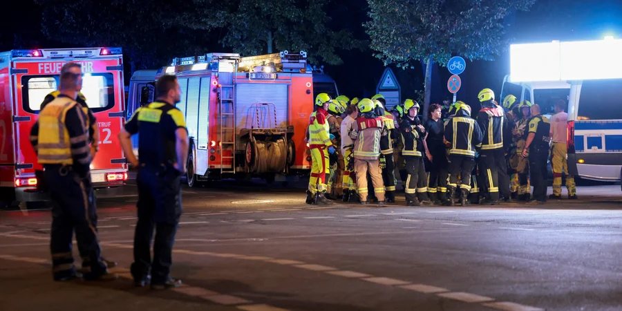 У Берліні фургон в'їхав у натовп після прайду: загинула одна людина, 15 постраждали