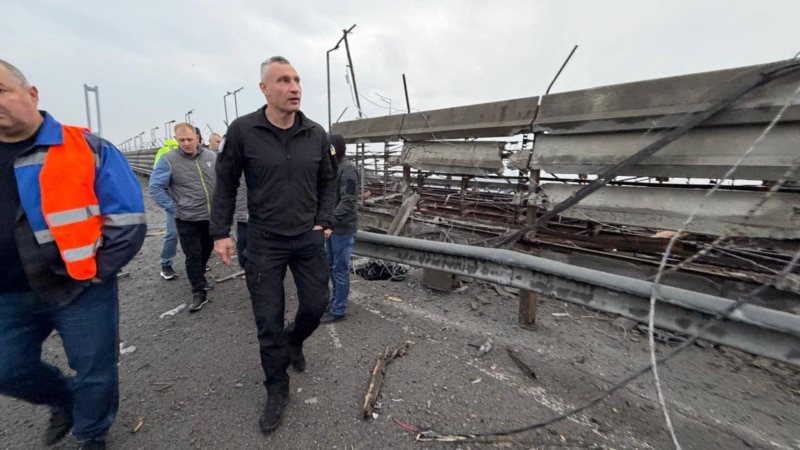 Уряд і сервіси таксі домовилися обмежити ціни в Києві під час тривог