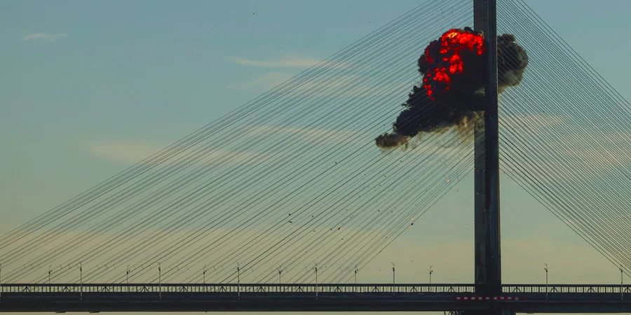 У Києві з наступного тижня почнуть будувати резервні переправи через Дніпро