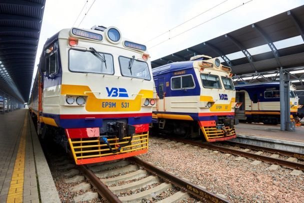 Укрзалізниця запускає 18 додаткових шатлів Kyiv City Express між берегами Києва