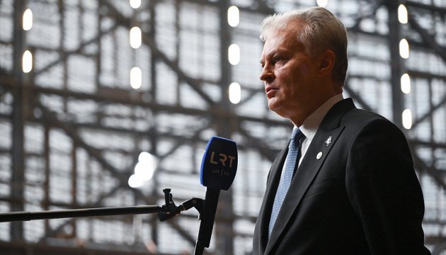 Президент Литви: українці мають право на обраних ними керівників