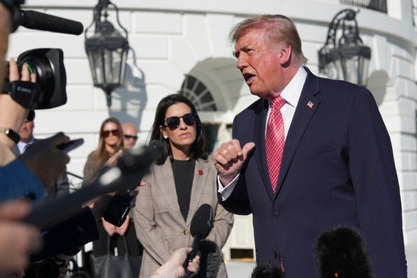 Трамп закликав передати переговори щодо України іншому лідеру