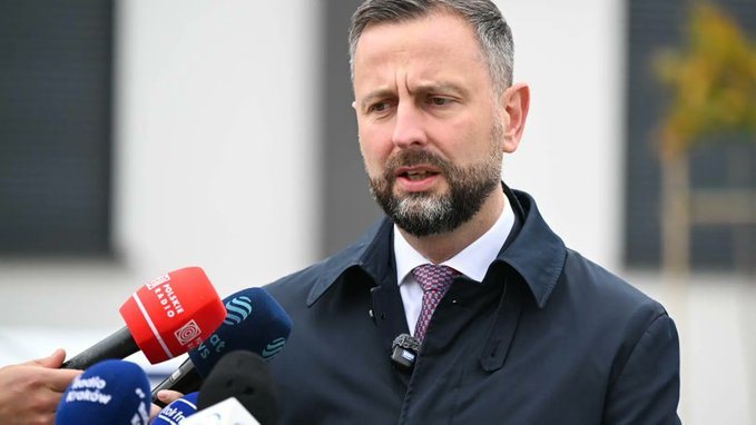 Міністр оборони Польщі виключив переговори про Україну без її участі