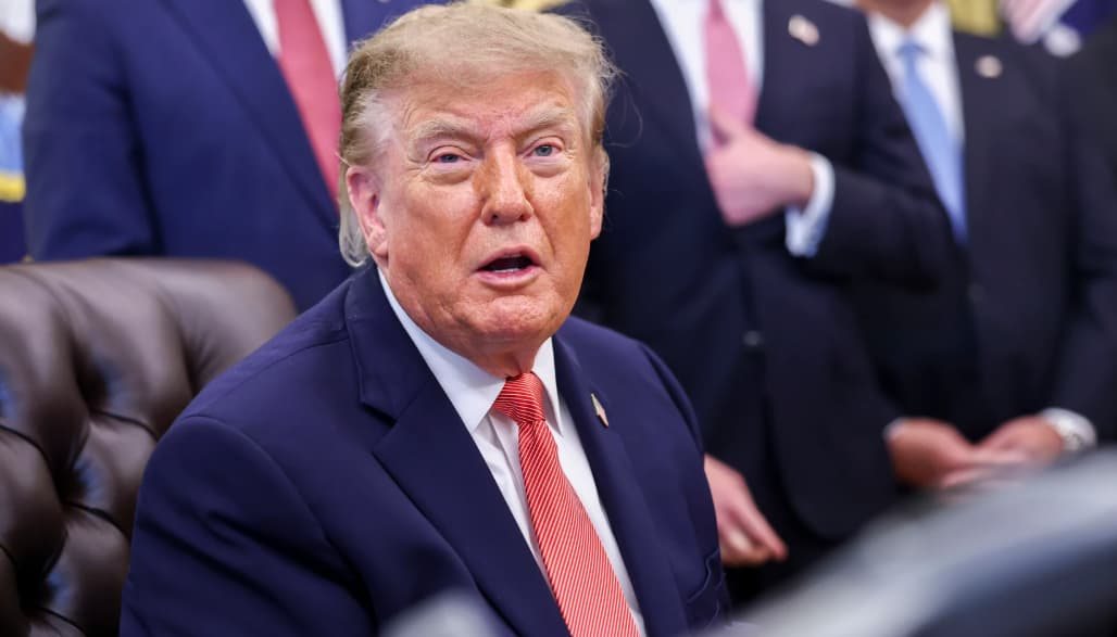 Більшість поляків критично оцінюють політику Трампа для Польщі