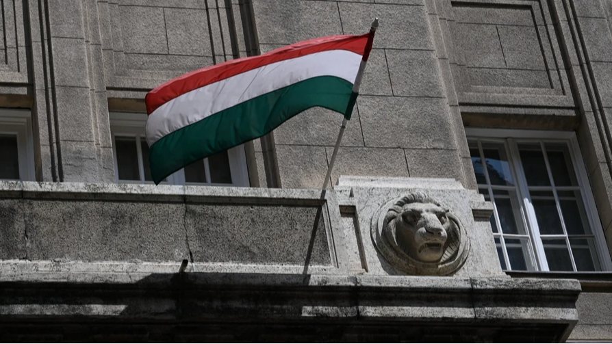 Угорщина готова підтвердити просування кластерів 2 і 3 для України