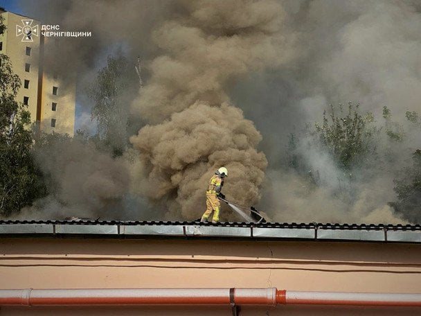 Російський удар по Чернігову: двоє загиблих, серед них дев’ятирічна дівчинка