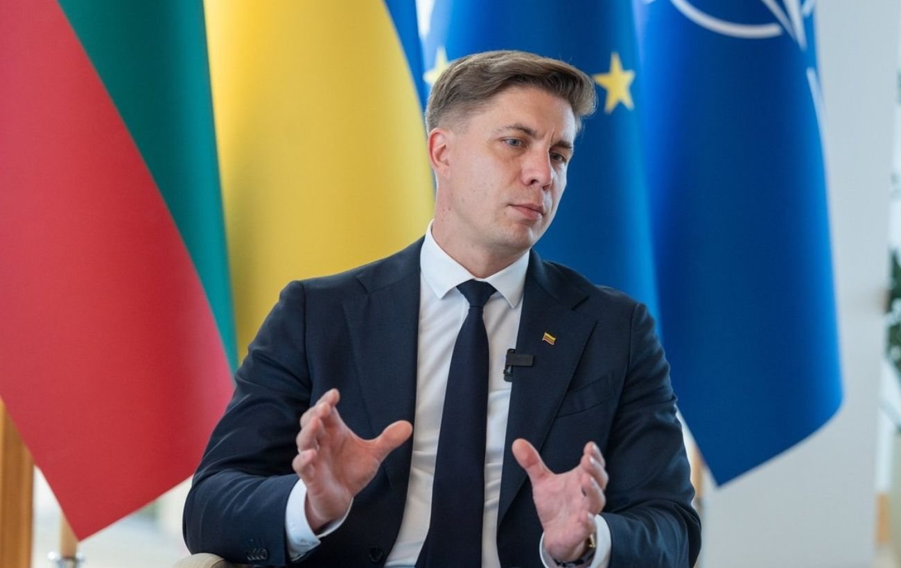 У Литві пропонують замінити Ломоносова на Шевченка у шкільній програмі