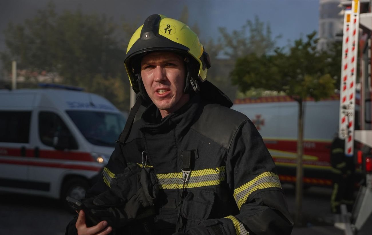 Нічна балістична атака на Київ: двоє загиблих у Дарницькому районі