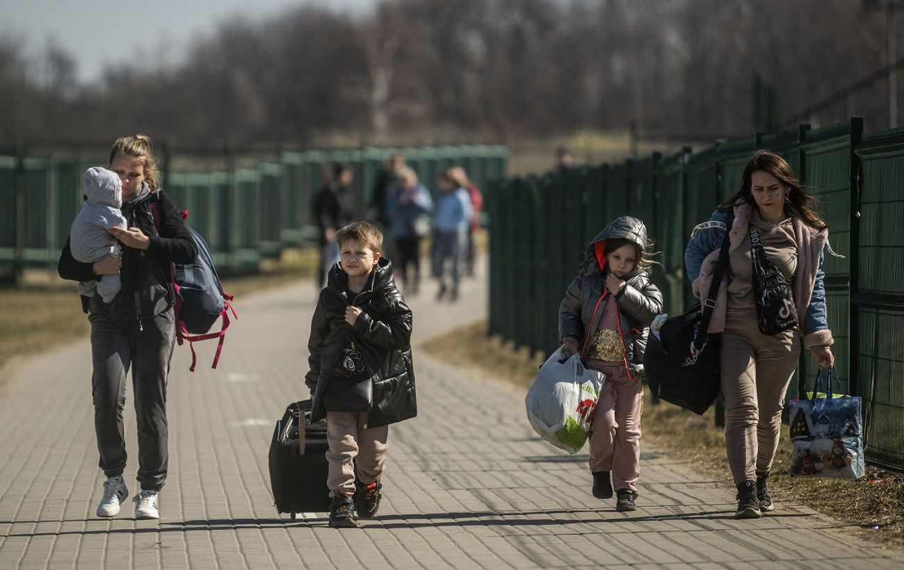 Мінінфраструктури веде переговори про перенесення пунктів пропуску за кордон через обстріли