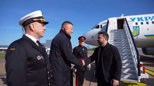 Зеленський у Британії зустрівся з королем Чарльзом III і готує переговори з прем'єром