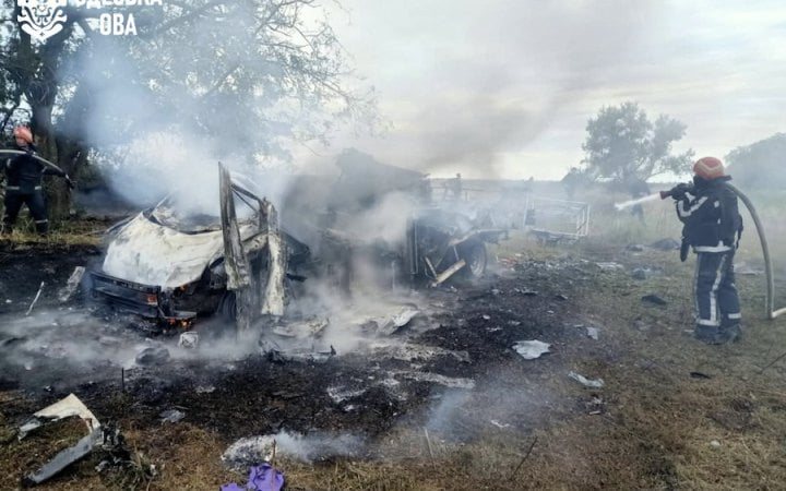 Російський дрон прицільно вдарив по авто енергетиків на Одещині: один загиблий, один поранений