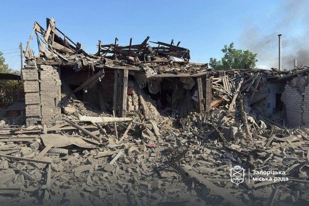 Двоє загиблих і 11 поранених внаслідок російської атаки на Запоріжжя