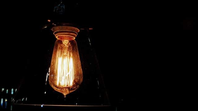 23 жовтня в частині областей України діятимуть графіки відключень світла з 06:00 до 23:59