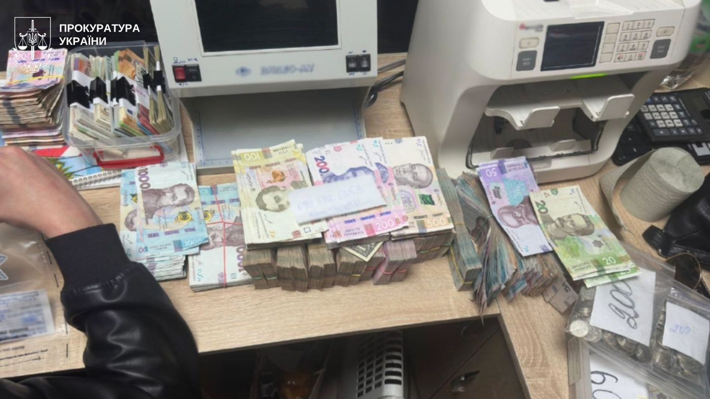 На Львівщині вперше повідомили про підозру за створення шахрайського кол-центру